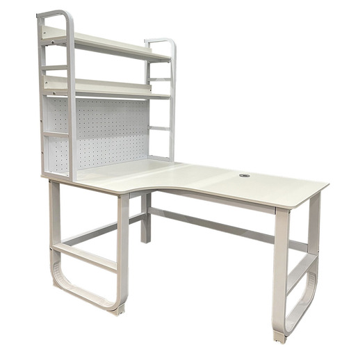 ESCRITORIO EN L CON PEGBOARD